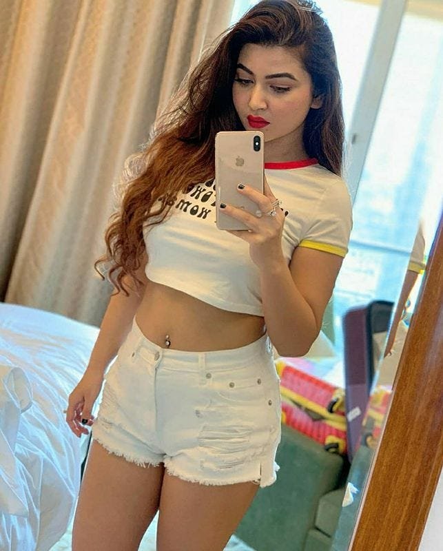 busty escort shweta